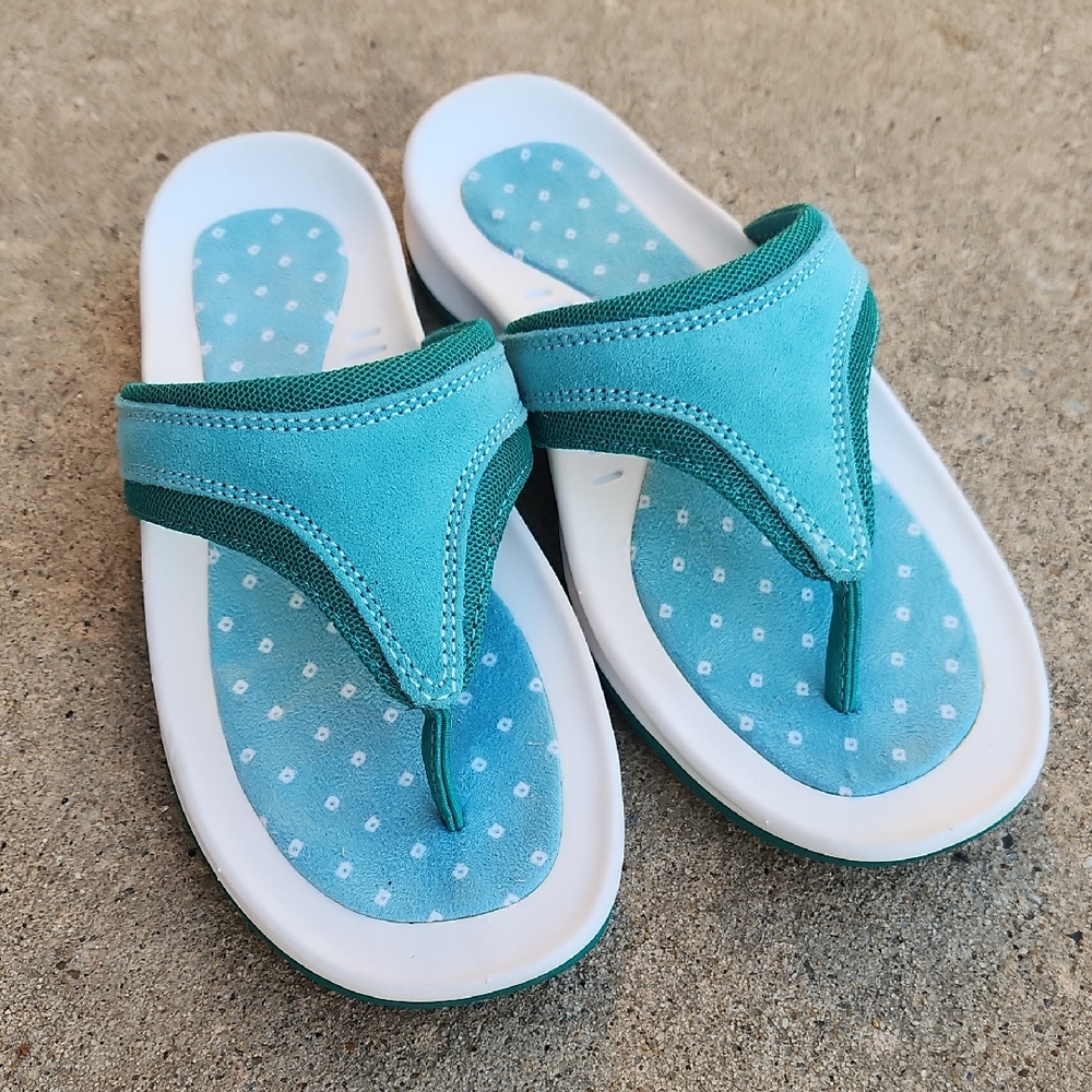 Lands' End Teal Polka Dot Kids Flip Flops